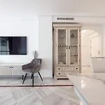 Apartamento 2Br, Lorcrimar IV Puerto Banus