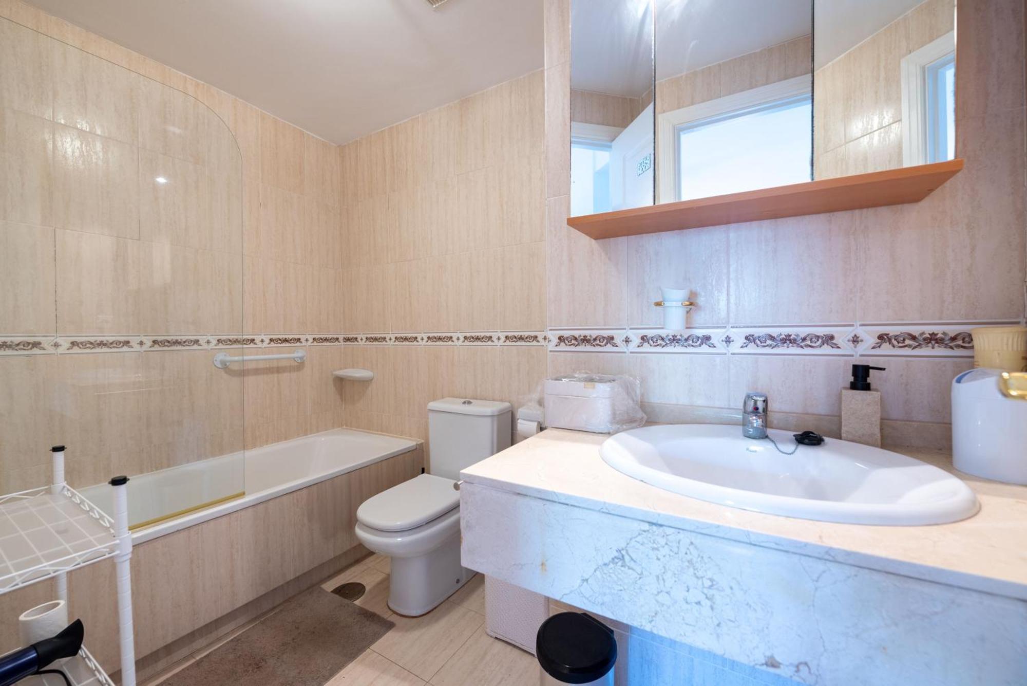 2br, Lorcrimar Iv Puerto Banus Marbella
