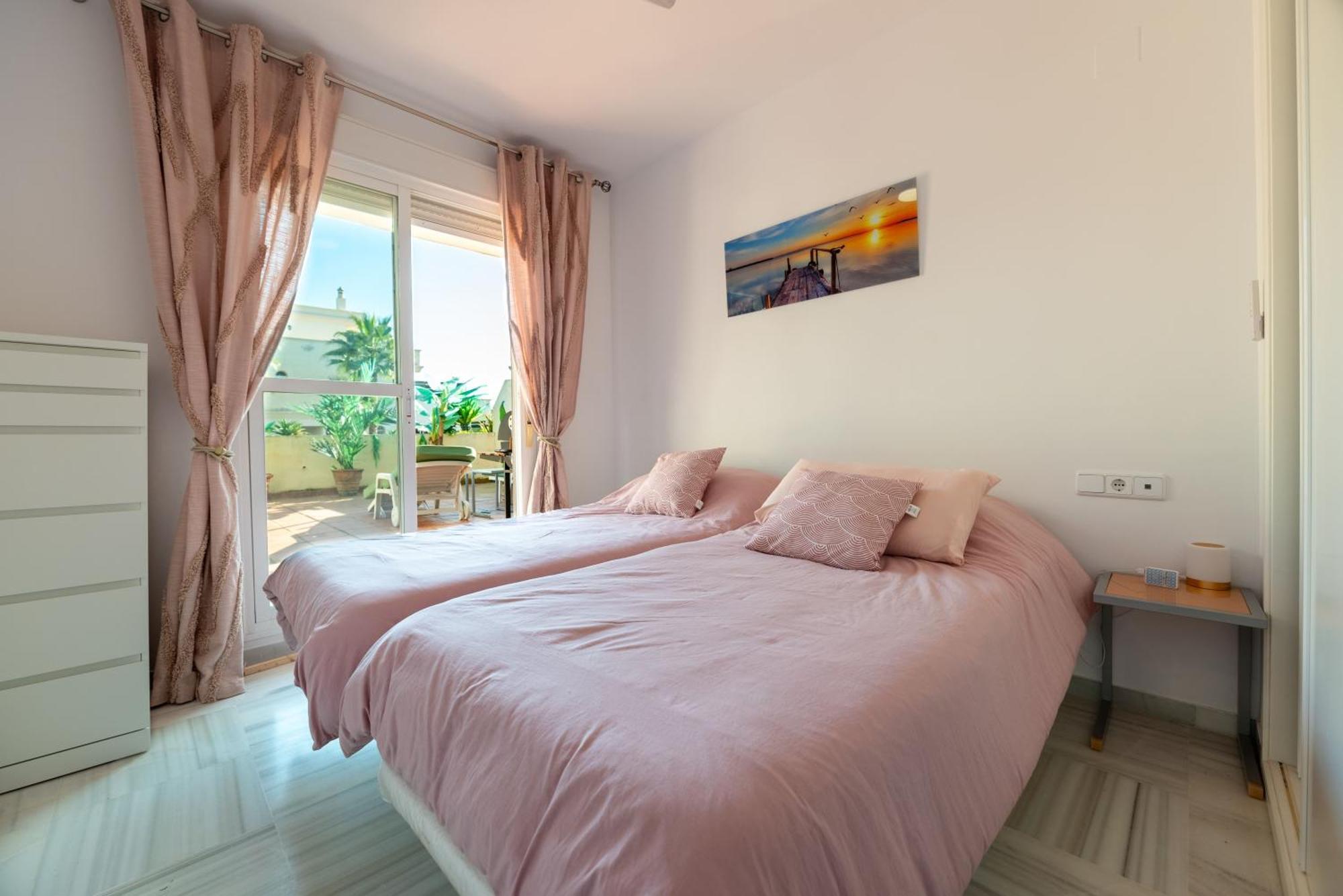 2br, Lorcrimar Iv Puerto Banus Lägenhet *