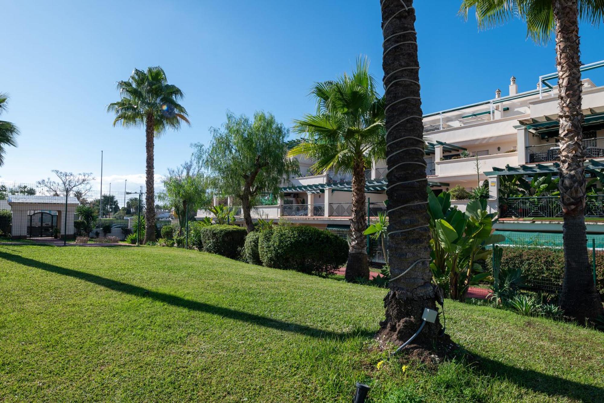 2br, Lorcrimar Iv Puerto Banus