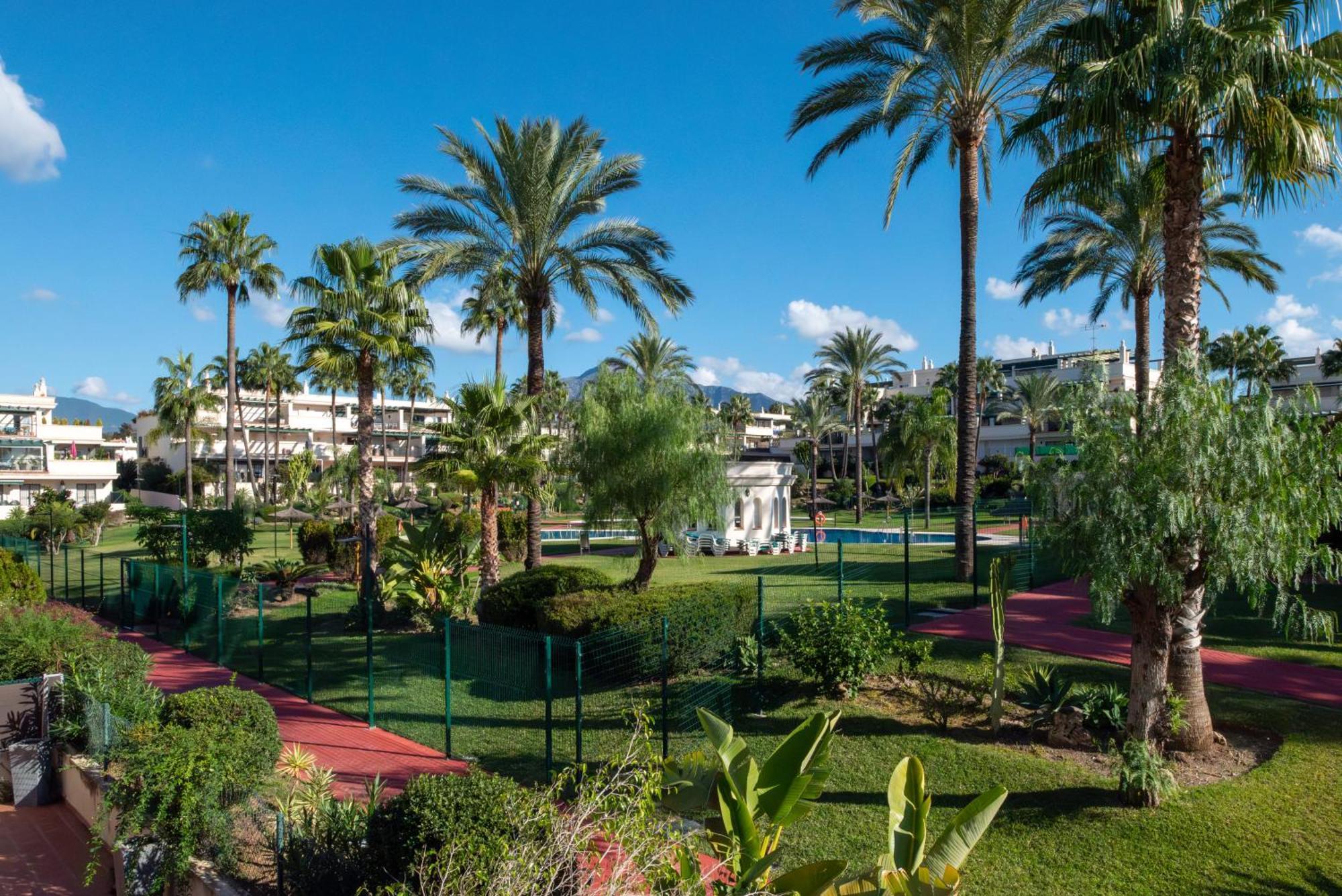 2br, Lorcrimar Iv Puerto Banus Lägenhet *